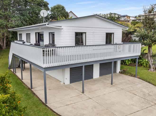 124 Onemana Drive, Onemana