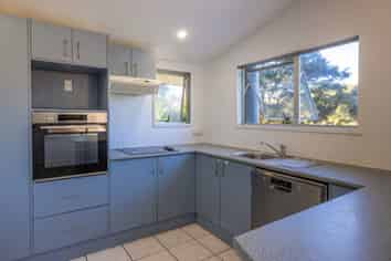 17 Frank Street, Oneroa