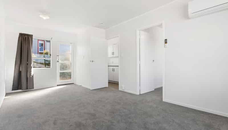 5/7 Eden View Road , Sandringham
