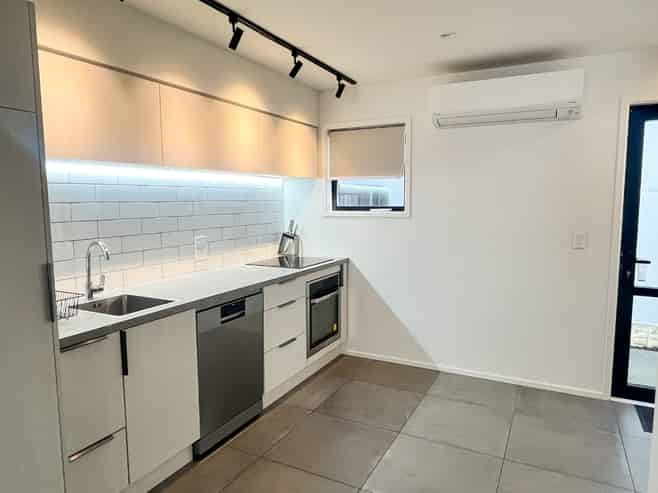 2/361 Madras Street, Christchurch Central