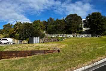 1 Hibiscus Avenue, Cable Bay