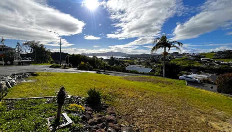 1 Hibiscus Avenue, Cable Bay