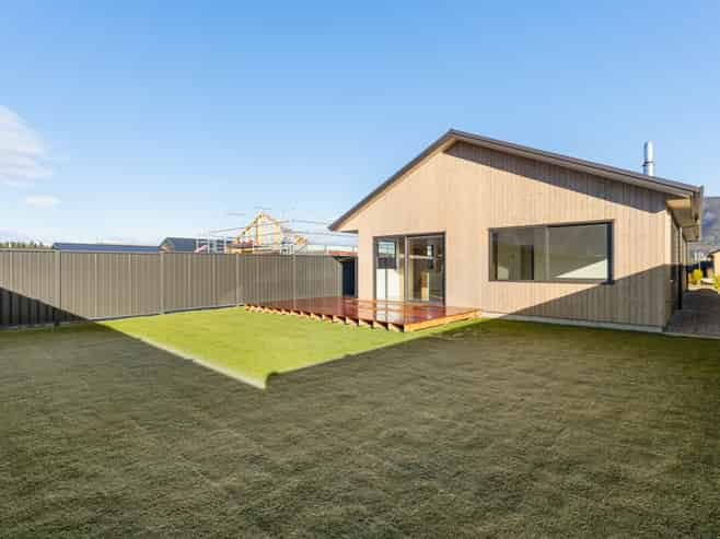 5 Guthrie Street, Lake Hawea