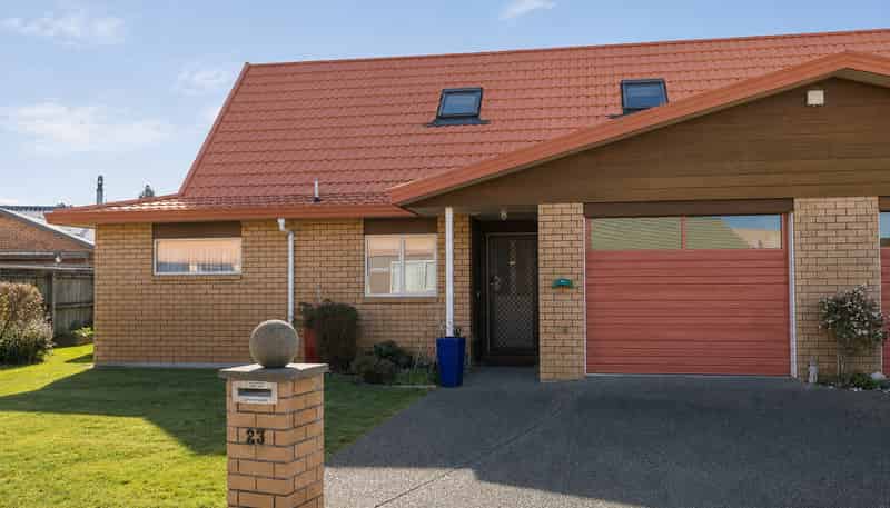 23/2 William Donald Drive, Masterton