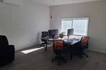 Strategic office location - New Lynn