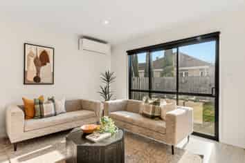 3/18 Steele Road, Forest Lake