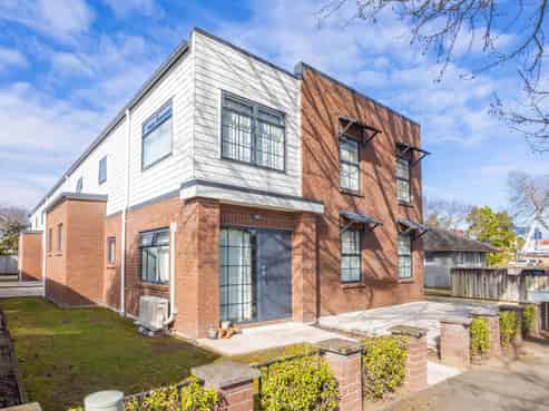 3/3 Liverpool Street, Hamilton Central