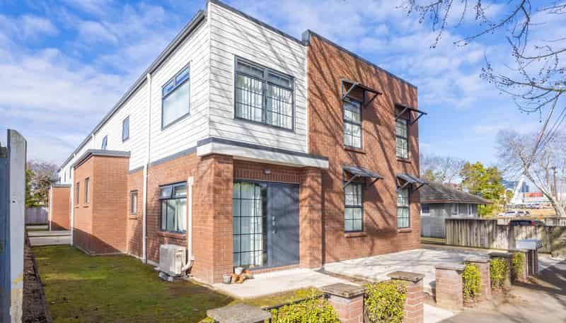 3/3 Liverpool Street, Hamilton Central