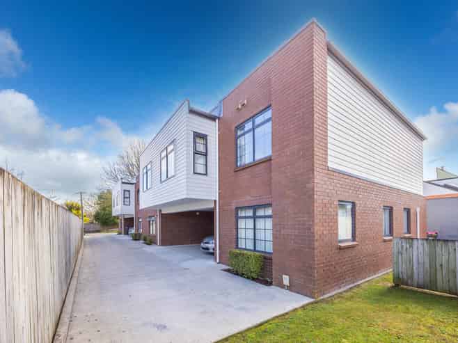 3/3 Liverpool Street, Hamilton Central