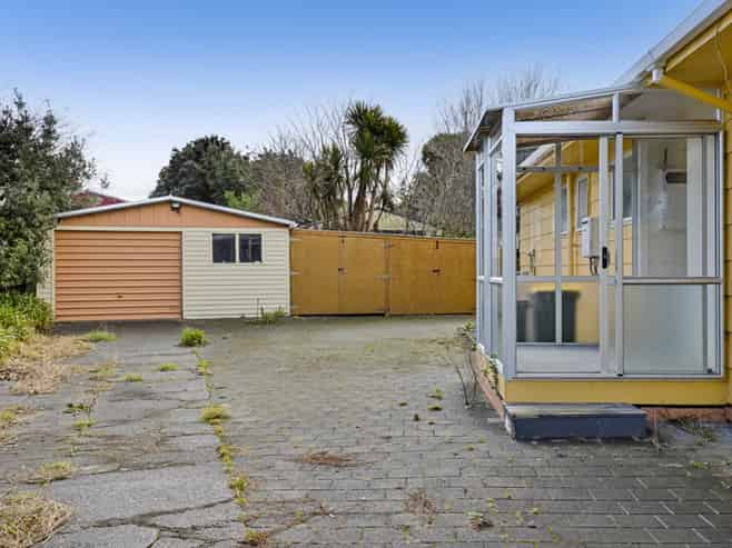 21 Scotland Street, Patea