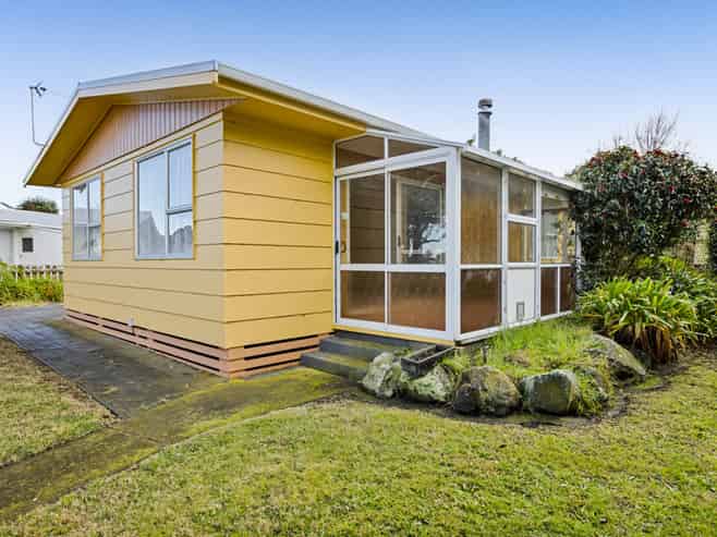 21 Scotland Street, Patea