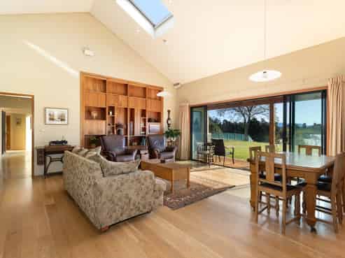 27 Te Aro Lane, Redwood Valley