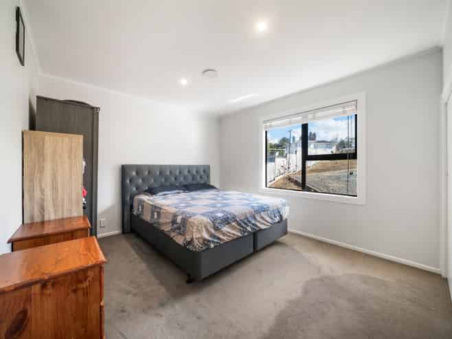 86 Willerton Avenue, New Lynn