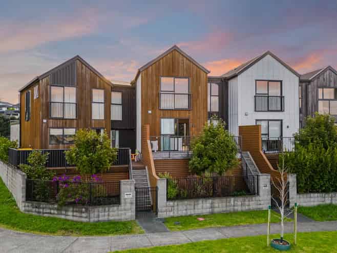 97 Bonair Crescent, Millwater