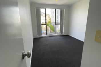 3L-1 Wadier Place, Henderson