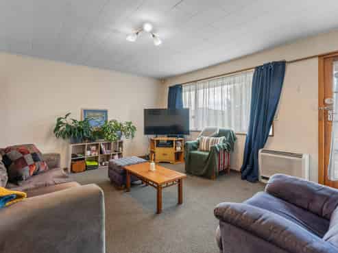 E/11 Lanark Street, Mosgiel