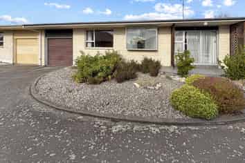2/267 Tancred Street, Ashburton