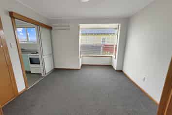 2/267 Tancred Street, Ashburton