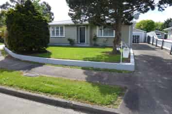 8 Denbigh Place, Awapuni