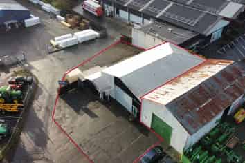 Industrial shed with secure yard