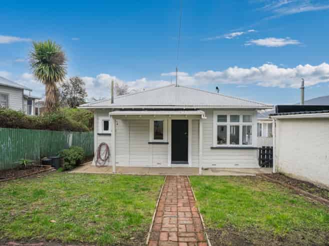 20 Byron Street, Mornington