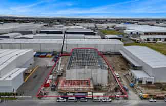 Premium brand new high-stud warehouse