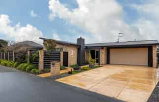 20 Croftwood Lane, Harewood