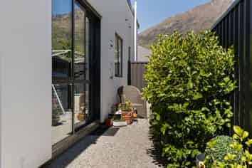 40A  Headley Drive, Lower Shotover