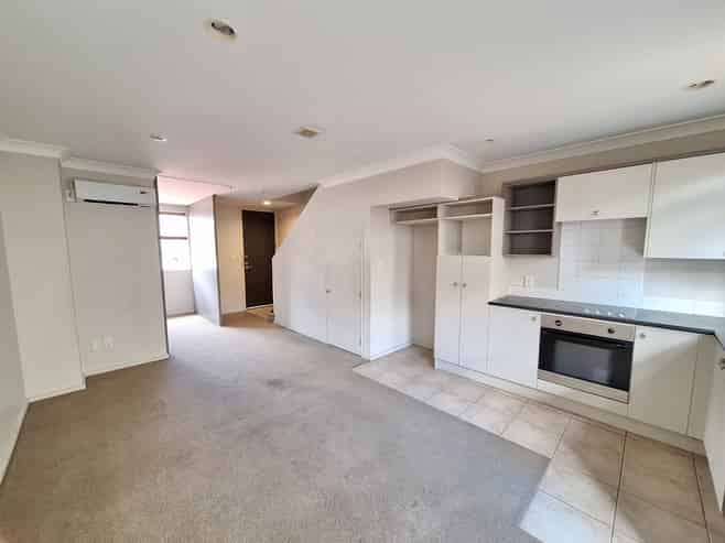 6/51 Ireland Road, Panmure