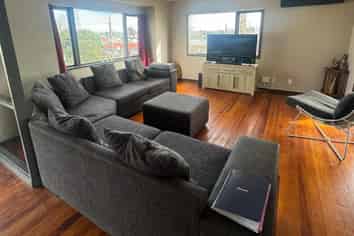 149 Preston Road, Otara