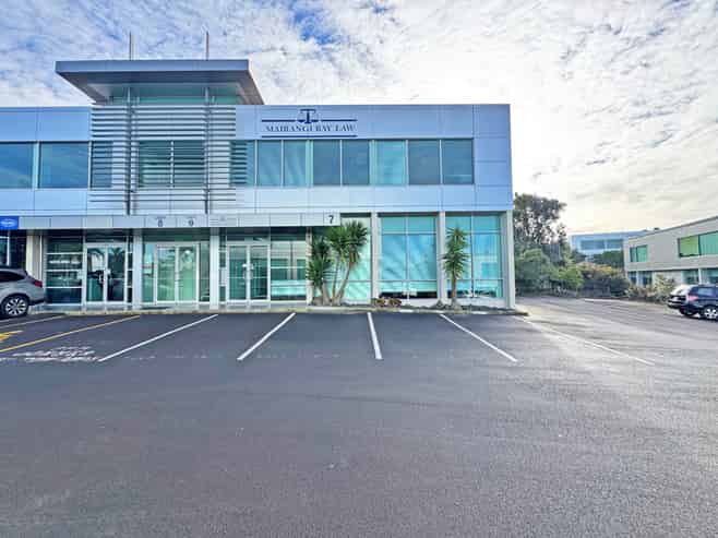 MOVE-IN READY APOLLO DRIVE OFFICE
