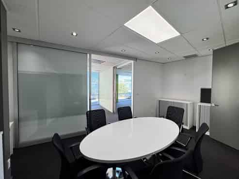 MOVE-IN READY APOLLO DRIVE OFFICE
