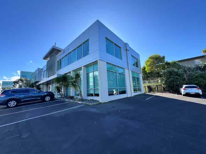MOVE-IN READY APOLLO DRIVE OFFICE
