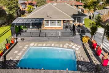21 Orams Road, Hill Park