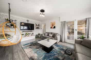 21 Orams Road, Hill Park