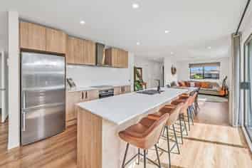 15 Cedric Place, Darfield