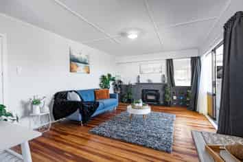14 Raleigh Street, Waitara