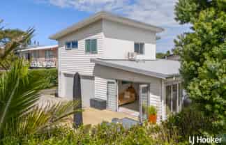 a/68 The Crescent, Waihi Beach
