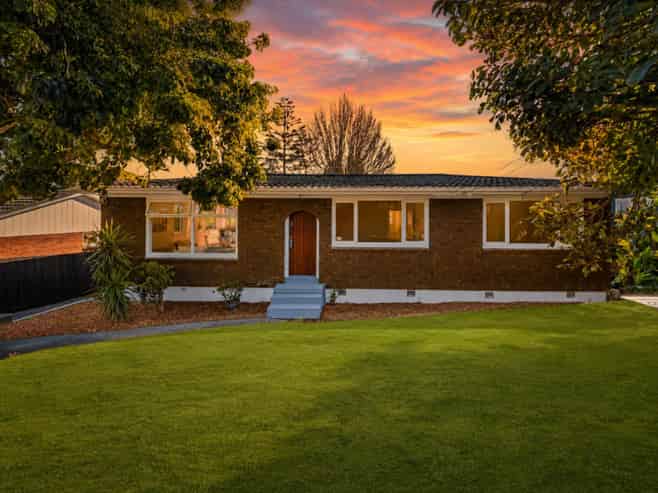 19 Sherwood Avenue, Te Atatu South