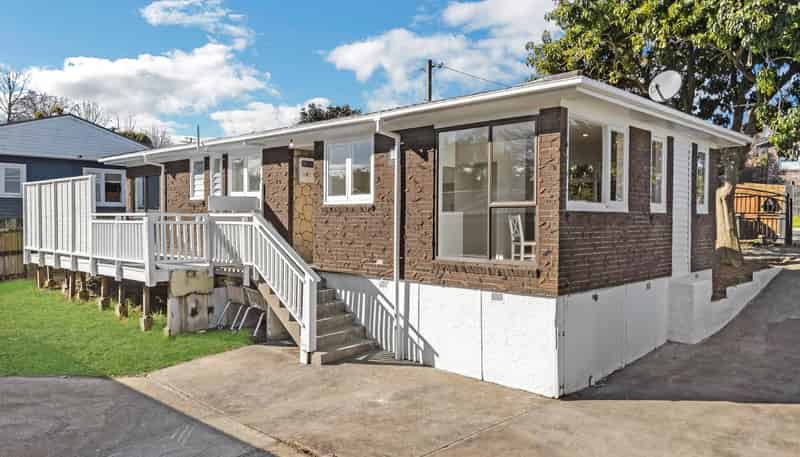 19 Sherwood Avenue, Te Atatu South