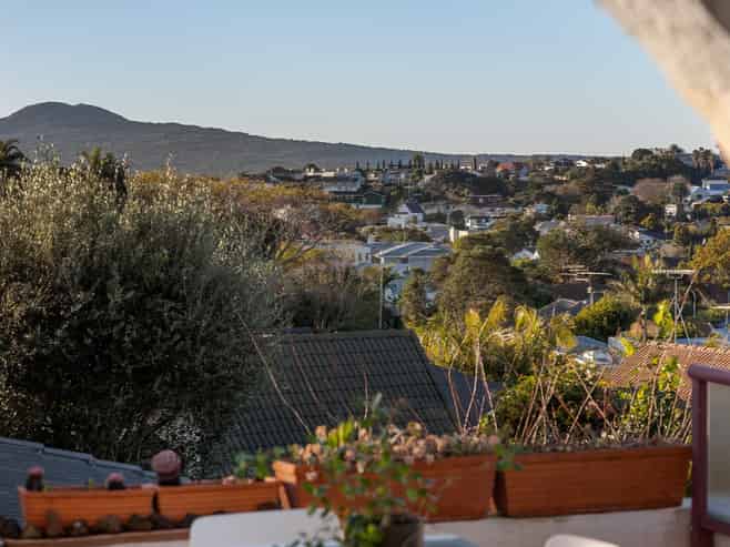 6a Gifford Street, St Heliers
