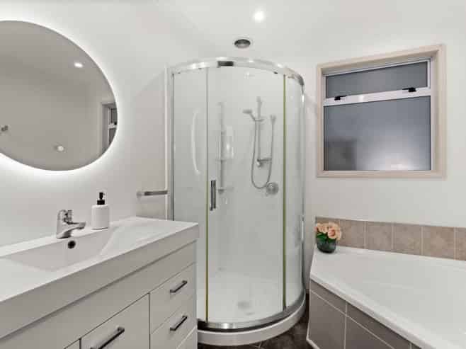 807b Lyell Street, Akina