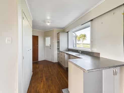 1440 State Highway 1, Glen Oroua