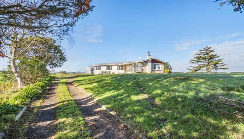 1440 State Highway 1, Glen Oroua