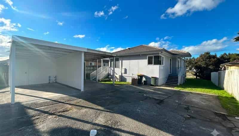 2/32 Plunket Avenue, Papatoetoe