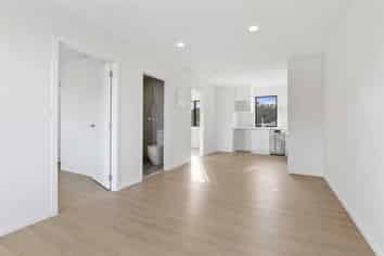 6/2 Blanc Road, Silverdale