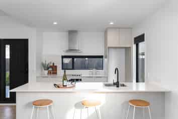 199b Hills Road, Edgeware