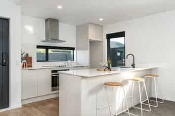 199b Hills Road, Edgeware