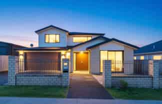 56 Taikura Avenue, Red Beach