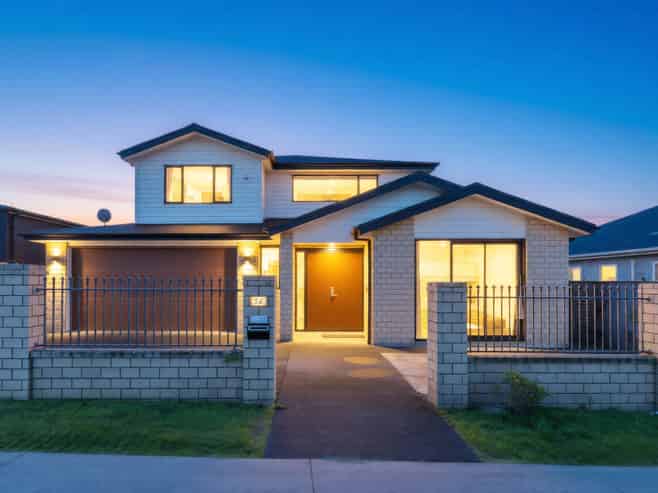 56 Taikura Avenue, Red Beach